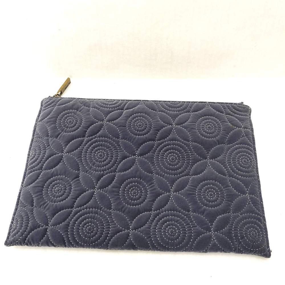 Deux Lux Women's Grey Quilted Pasha Pouch